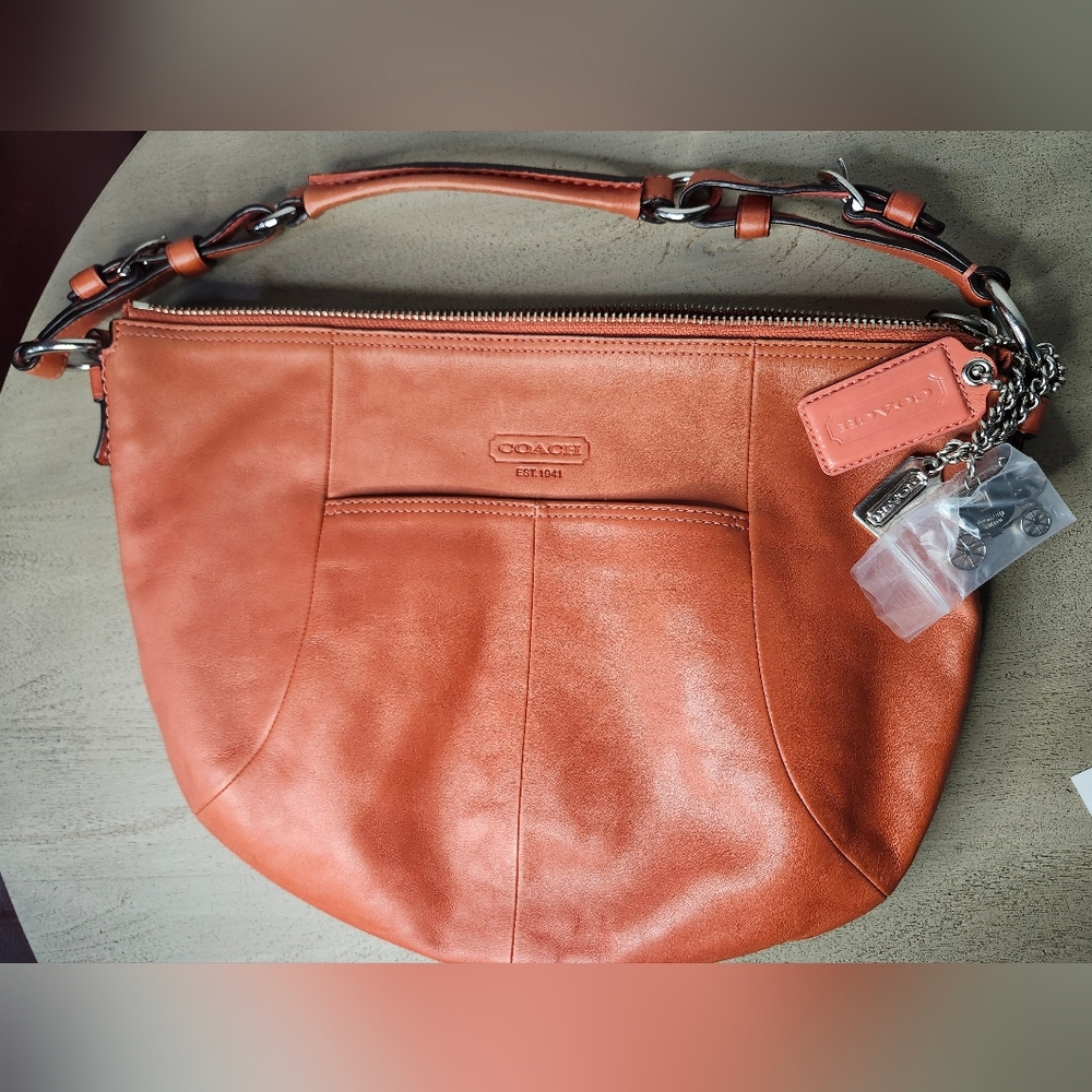 Coach 1941 Carriage Vtg Hobo Top Zip #12883